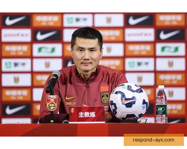 国足备战世界杯冲刺阶段 新任主帅战术调整引关注