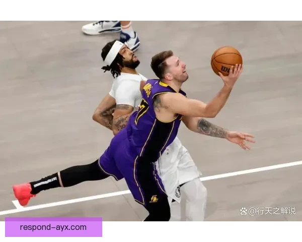 独行侠新赛季阵容调整引发球迷热议球员表现备受关注